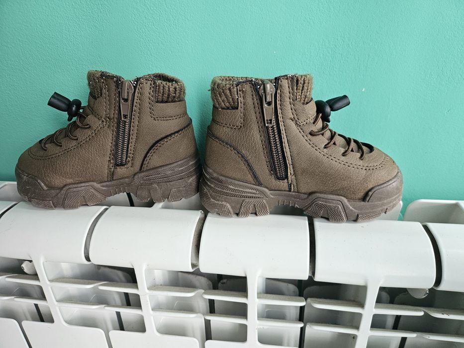 Детски топли обувки