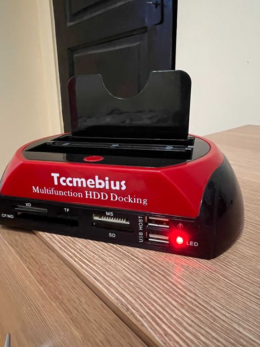 Multifunction HDD Docking / Докинг станция за хард диск / памет карта