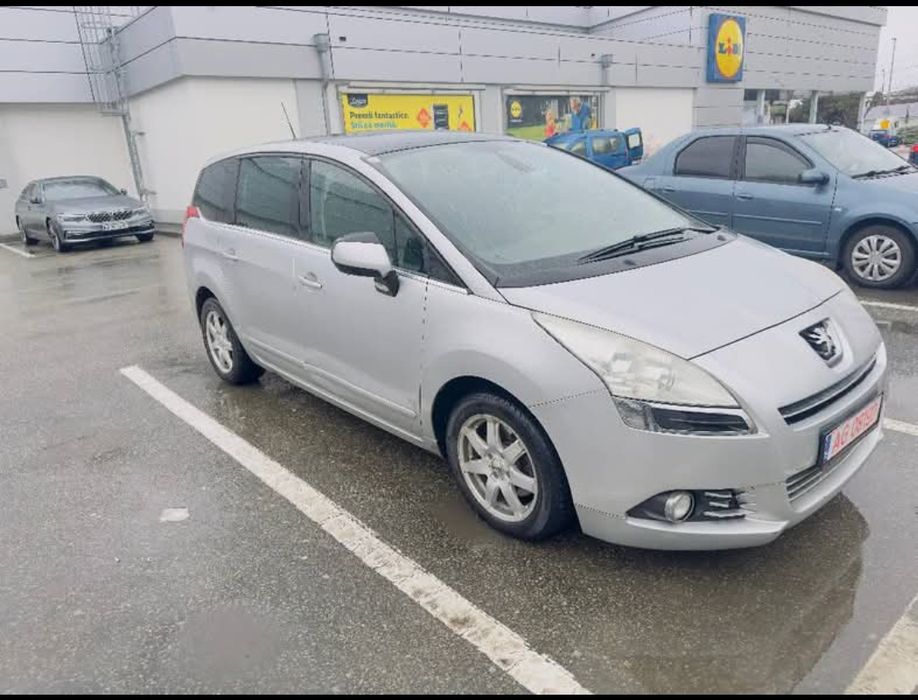 PEUGEOT 5008 2010 — imagine 2