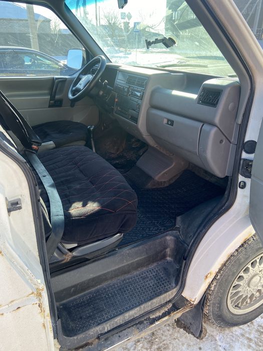 Продам минивен т 4