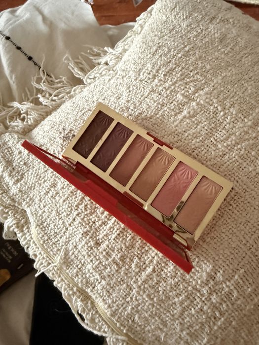 Тени este lauder