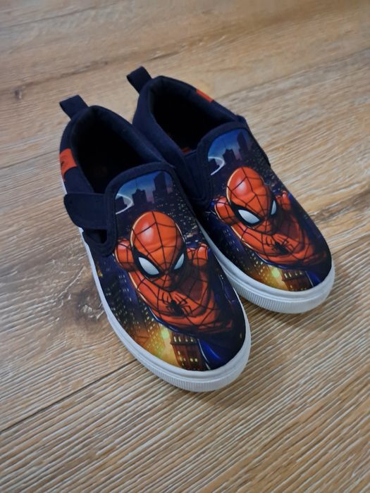 Teniși spiderman nr 29