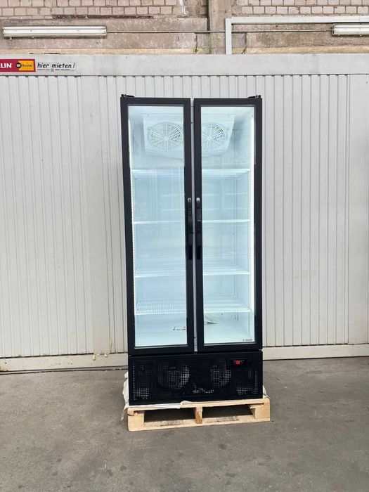 Търговско оборудване под наем