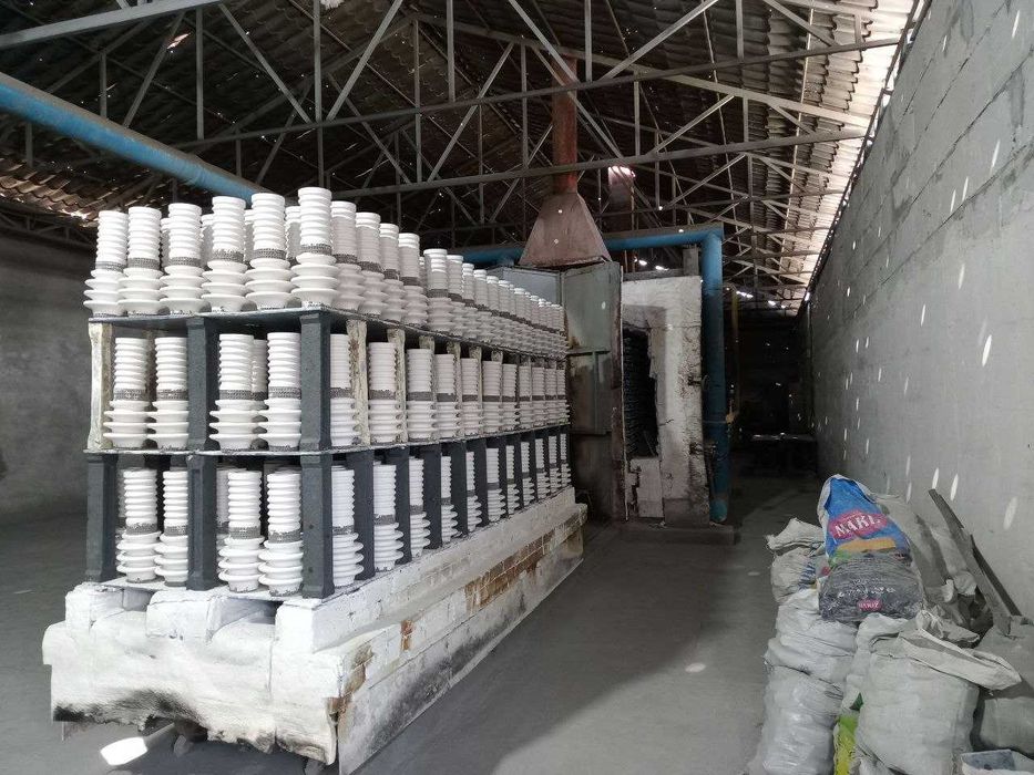 Yu  Продаётся производственная база 59 соток в Алмалыке