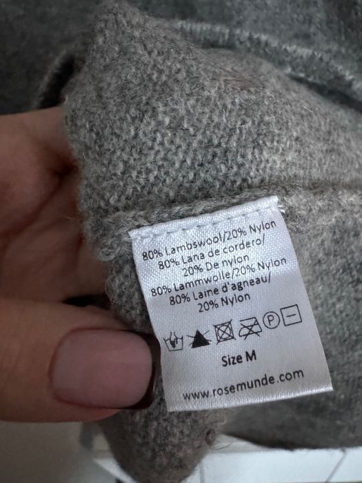 Вълнена рокля от вълна Rosemunde