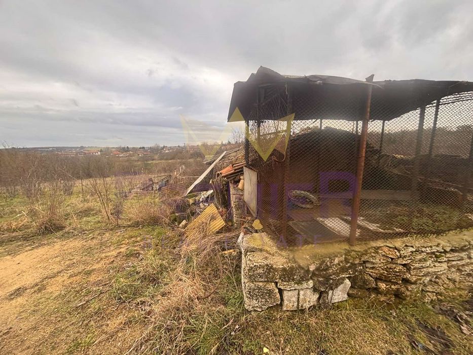 Къща в Варна, област-с.Николаевка площ 170кв.м.