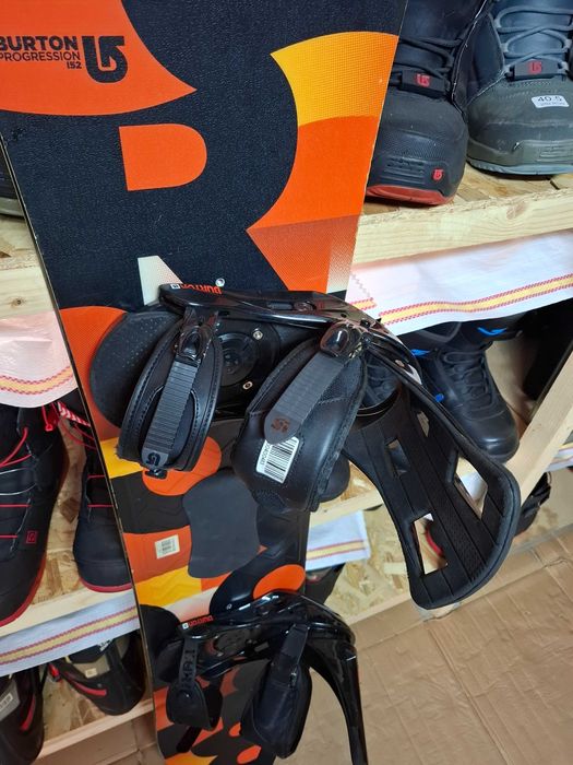 Placa snowboard Burton Progression 152 cm cu legaturi Burton