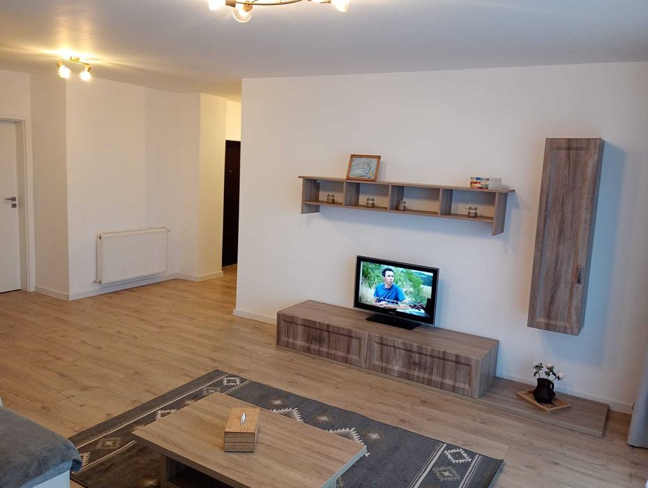 Apartament 3 camere 84 mp utili + 20 mp terase Et 2  zona D-na Stanca.