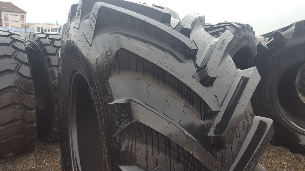 BKT Agrimax Teris 900/60R32 Cauciucuri de combina sunt NOI cu garantie
