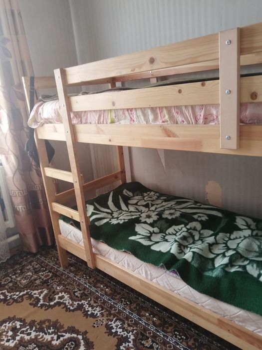 Срочно Продам двухъярусную кровать