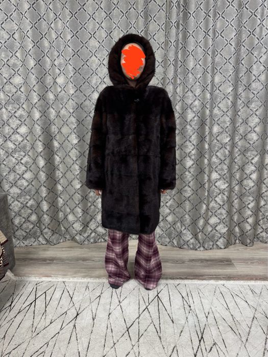 Продам норковую шубу