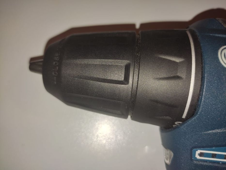 Bosch Professional GSR 12V-30 дрель шуруповерт