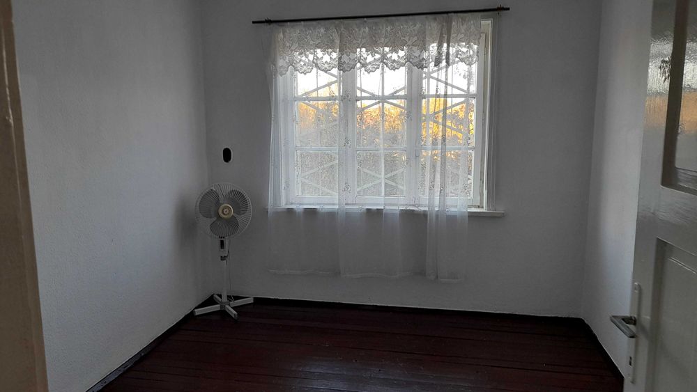 Продавам къща в с.Зимница