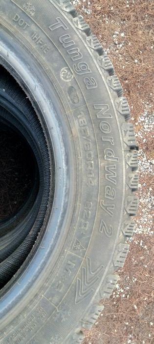 Продам резины зимние 185/60 R14
