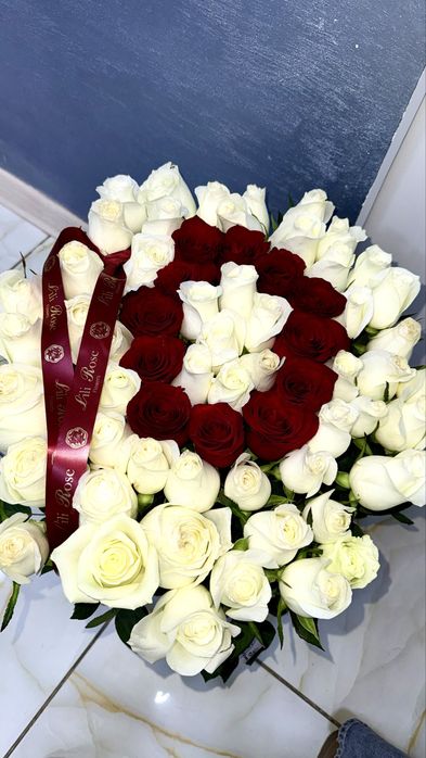 Цветы именной «Д» продам свежие