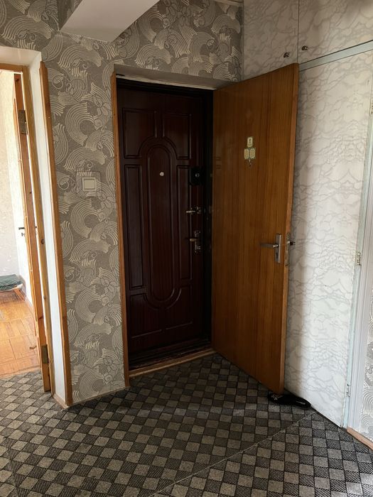 Продается 3-х комнатная квартира 3/4/5 в центре по ул. Садыка Азимова