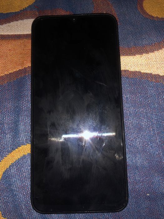 Редми)15С очень хорошии ,телефон)