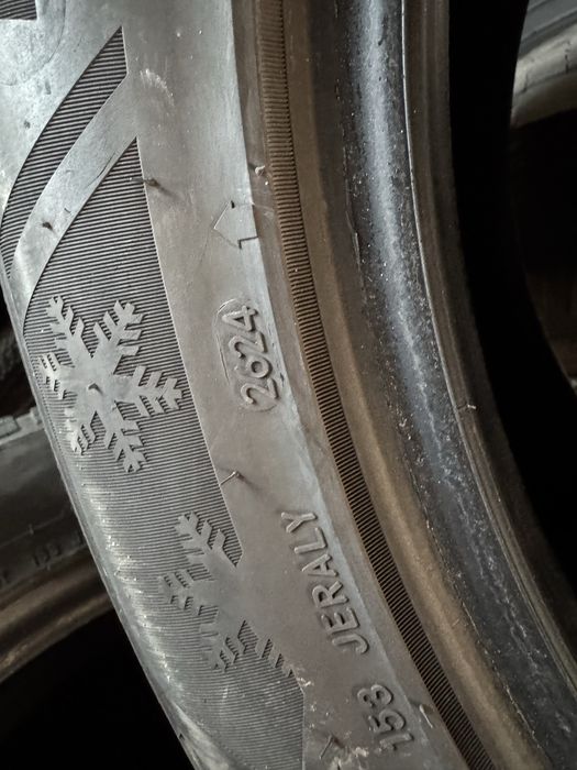 Зимни гуми Сайлун Sailun ice blazer alpine evo 235/55/19 26/24година