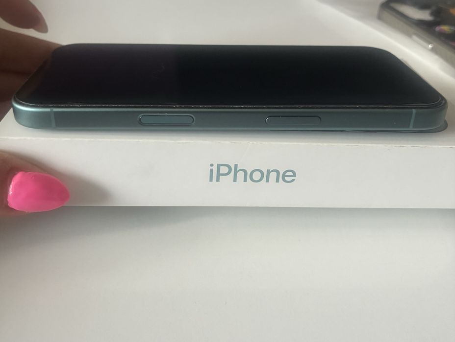 Iphone 16 128gb Като нов с Гаранция