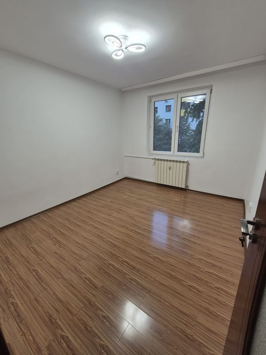 Apartament 3 cam Rahova cu loc de parcare