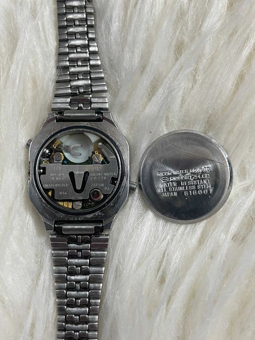 Ceas   Electronic Digital Ricoh Riquartz  Anii 80