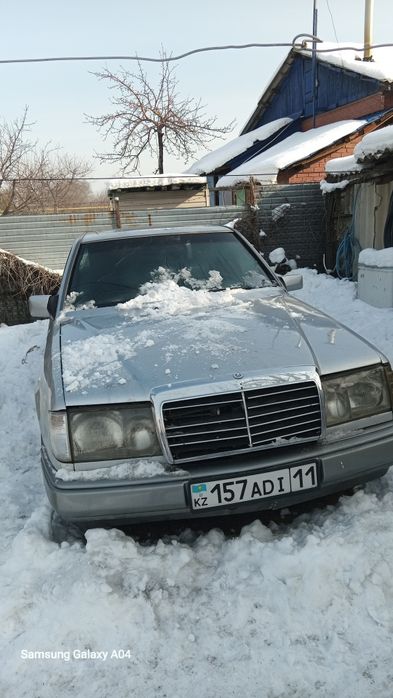 Машина мерс сатылады