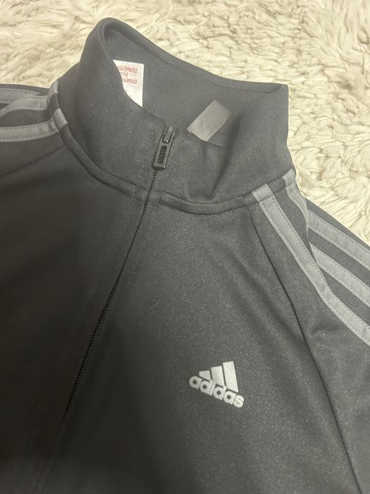 Оригинално детско спортно горнише Adidas