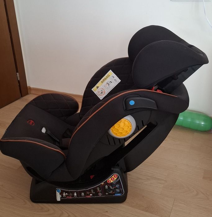 Детско столче за кола Chipolino