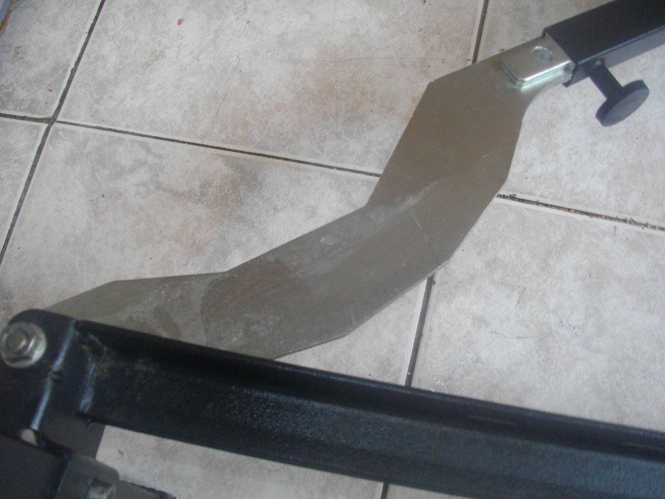 Стойка Бормашина/ Гилотина Рязане Ламинат/ Ръчен Шмиргел/Машина Тапети