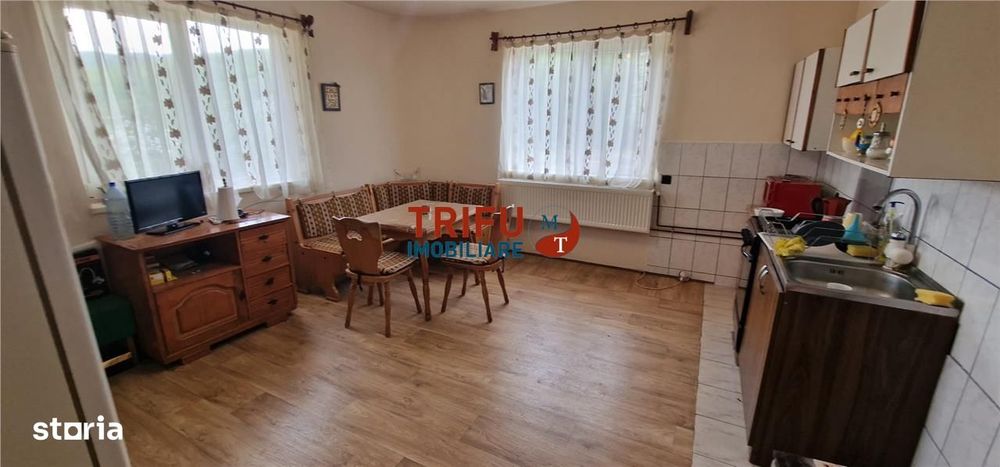 Casă individuală de vânzare în Ampoița – zonă centrală