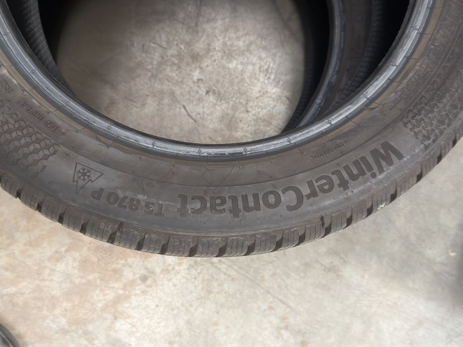 Vand 4 anvelope 225/55/18 continental de iarnă ca noi