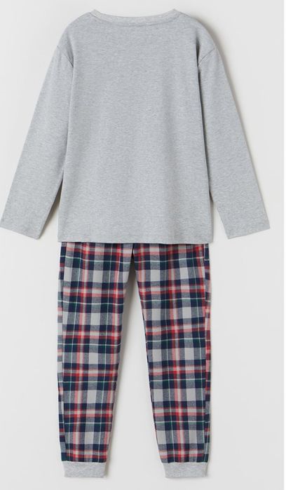 Продавам детска пижама