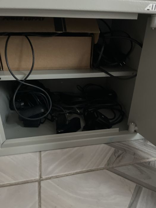 Сейф металический