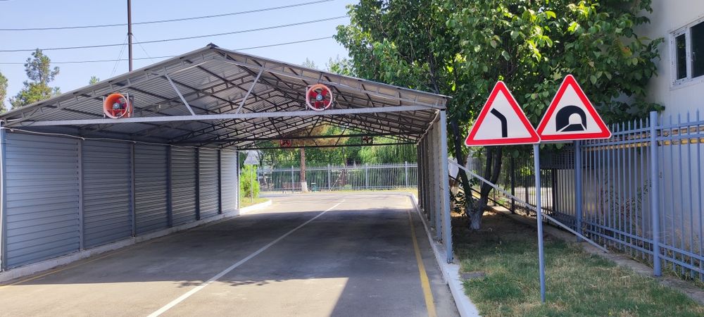 Инструктор по вождению. moshina haydashga