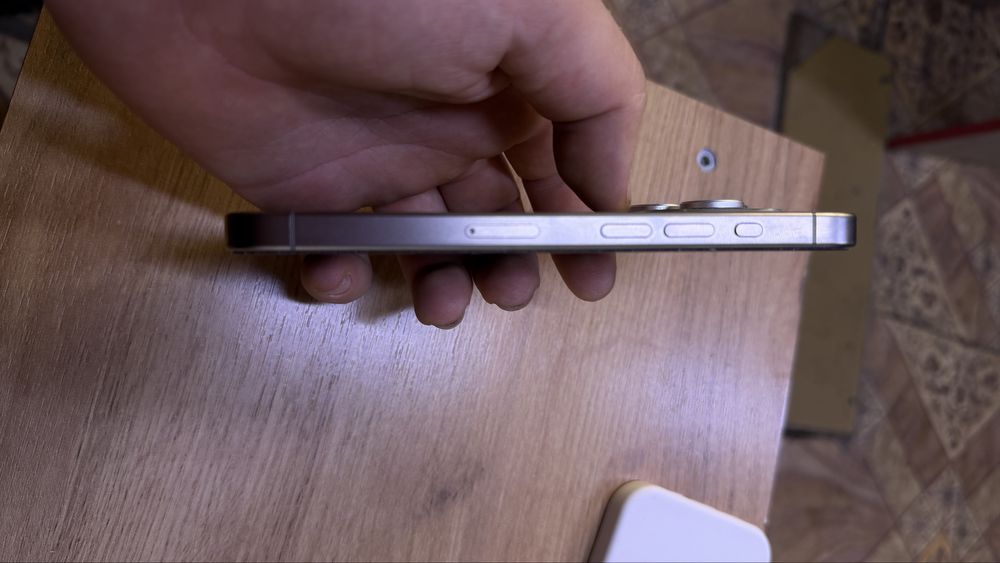 Продается Айфон 15 про