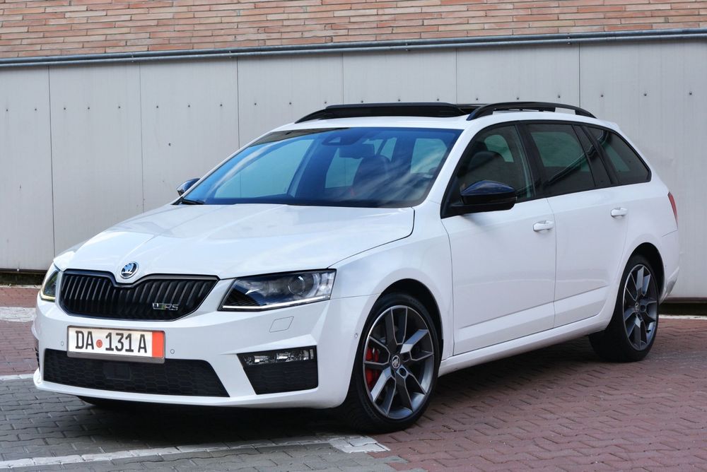 Skoda Octavia VRS 184cp Automata BiXenon Distronic Panorama SoftClose CANTON