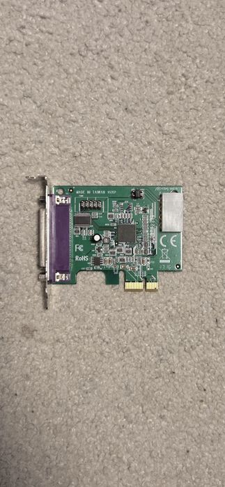 Placa iesire paralel si serial pe PCI-e