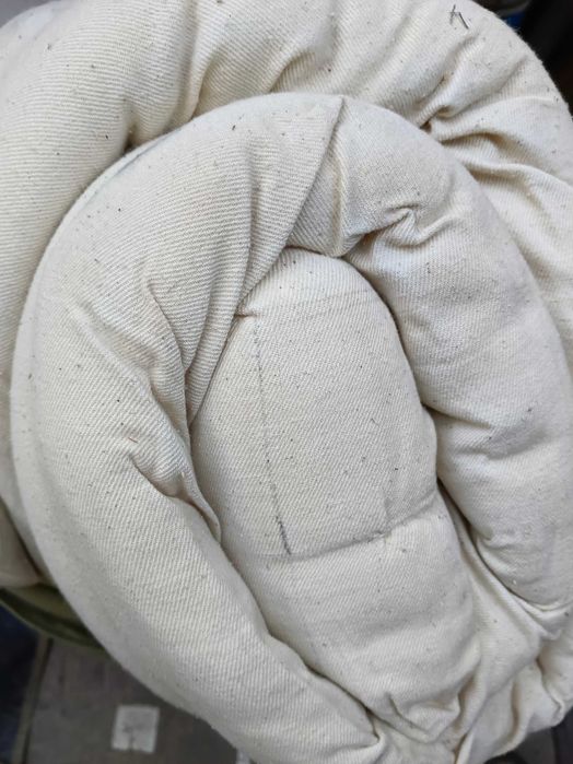 Матрас новый в чехле