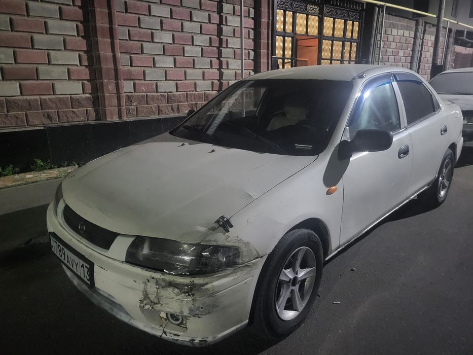 Мазда 323 Фамила