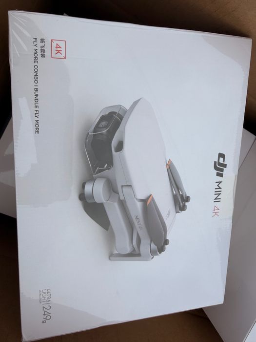 Drona dji mini 4k fly more combo noua sigilata garantie 2028