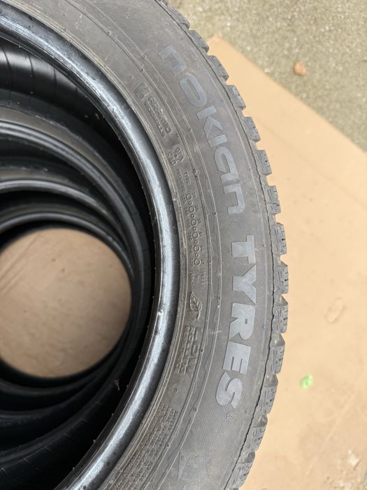 Зимни гуми Nokian 235/55/18 dot3224