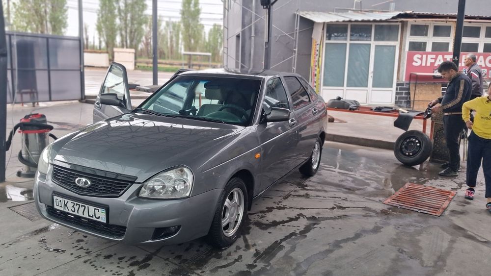 Lada priora. 2008 yil. BENZINDA
