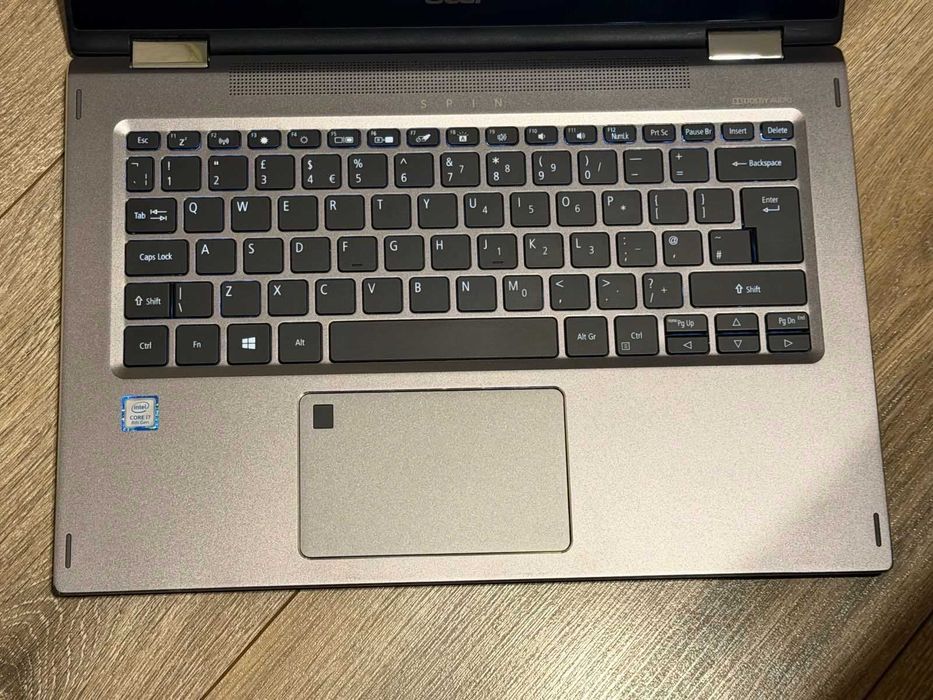 Acer Spin 5 i7-8565U/8RAM/512SSD/Full HD Touchscreen