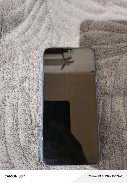 Продам телефон Redmi 8a