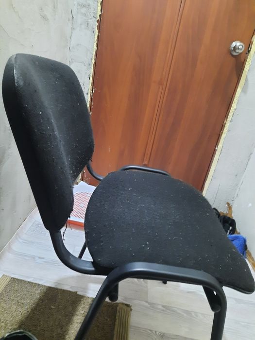 Продаётся стул со спинкой