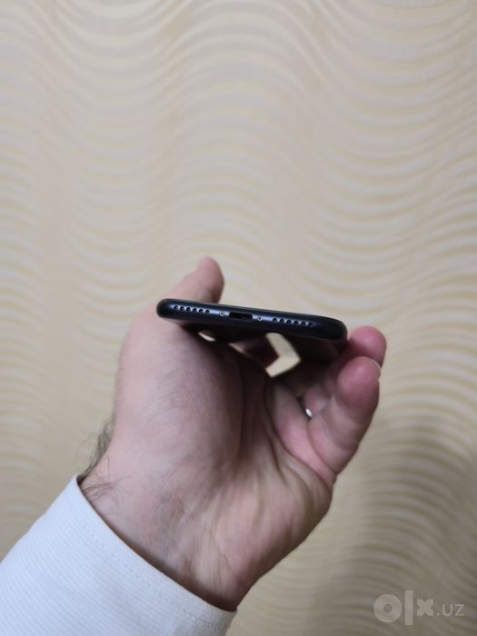 Продается iphone SE 3rd 2022