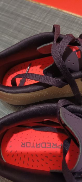 Бутонки адидас нови 35 1/2номер