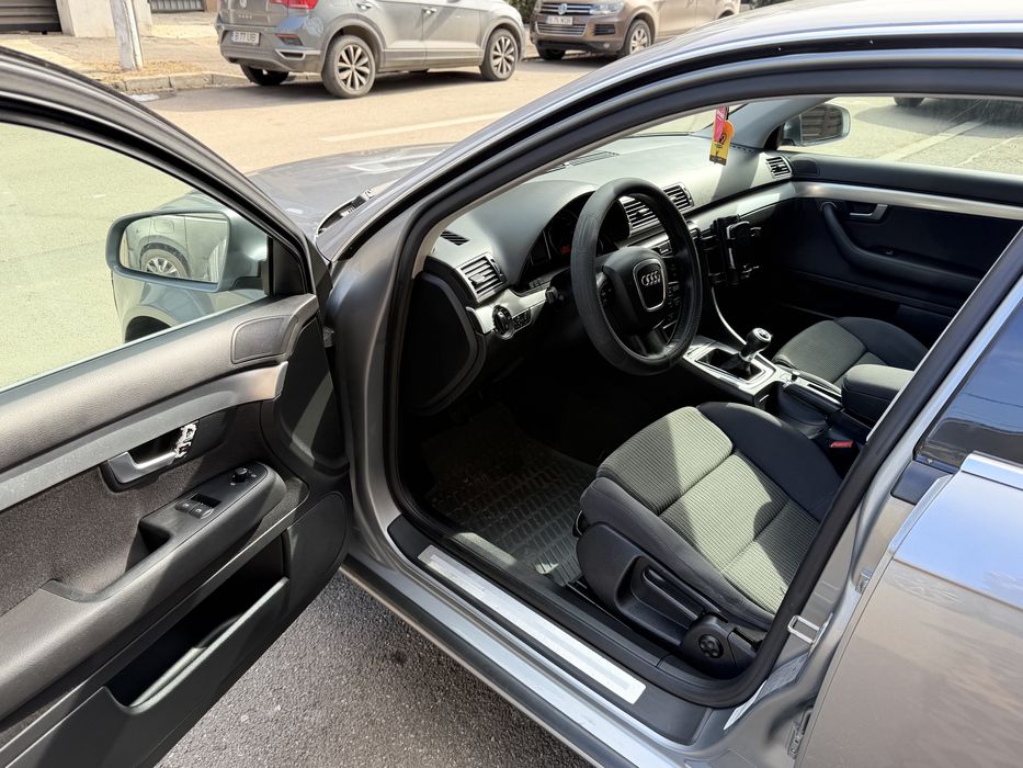 Audi A4 B7 2.0 TDI 140 CP • Euro 4 •Garanție 12 luni •Senzori parcare