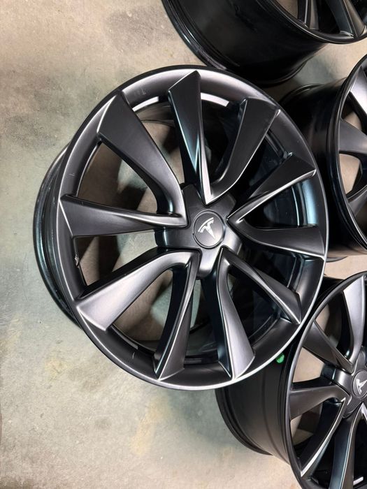 Jante R19, tesla model 3, model S , replica