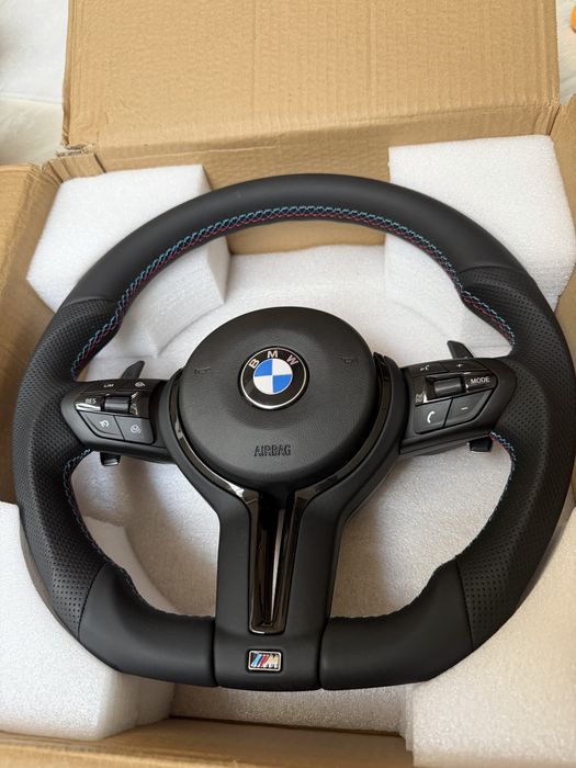 НАЙ-НИСКИТЕ ЦЕНИ В БЪЛАГРИЯ! BMW M Performance спортен волан с M шевове и AirBag –F10 F06 F07 F32 F30 F36 F33 F48 F25 F15 F16